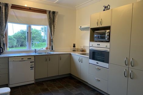 Photo of property in 220 Old Hill Road, Porangahau, 4291