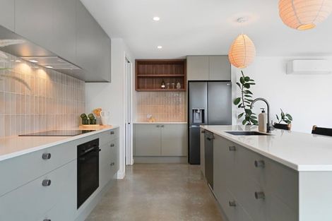 Photo of property in 9 Reece Place, Marshland, Christchurch, 8051