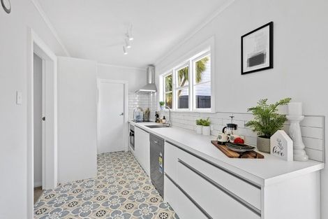 Photo of property in 20 Emmett Street, Newtown, Wellington, 6021