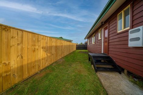 Photo of property in 8a Church Street, Tuakau, 2121