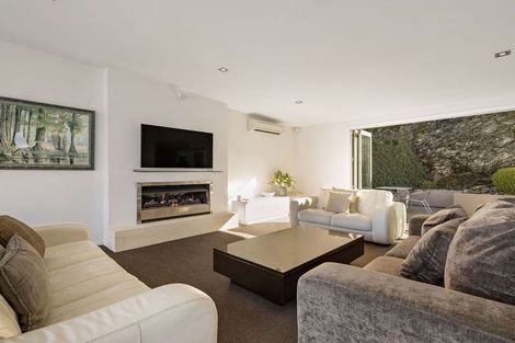 Photo of property in 74 Panorama Terrace, Queenstown, 9300