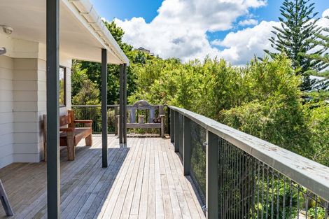 Photo of property in 14 Cliff Street, Pahi, Paparoa, 0571