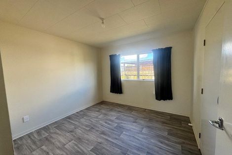 Photo of property in 12b Sturges Road, Henderson, Auckland, 0612
