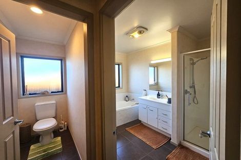 Photo of property in 4 Shaun Close, Papamoa Beach, Papamoa, 3118