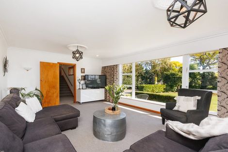Photo of property in 11 Squires Place, Awapuni, Palmerston North, 4412