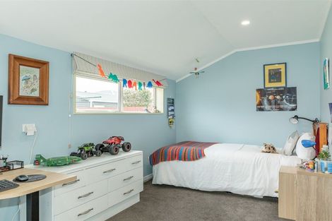 Photo of property in 14 Gladstone Street, Westport, 7825