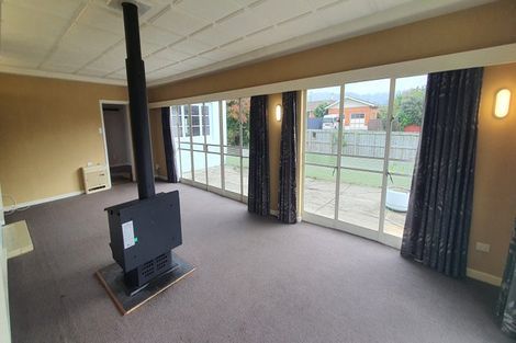 Photo of property in 53 Rhodes Street, Waimate, 7924