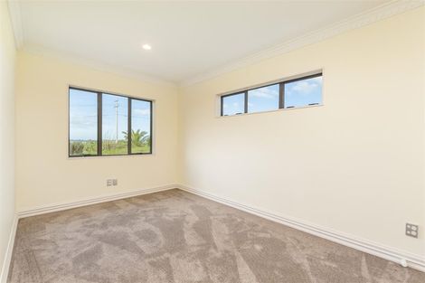 Photo of property in 2036 East Coast Road, Stillwater, Silverdale, 0993