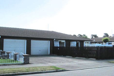Photo of property in 2/1 Glenbyre Place, Bromley, Christchurch, 8062