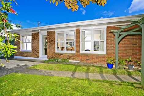 Photo of property in 2/239 Glamorgan Drive, Torbay, Auckland, 0630