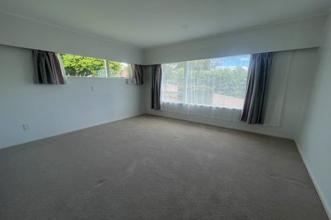 Photo of property in 48 Tauhinu Road, Greenhithe, Auckland, 0632