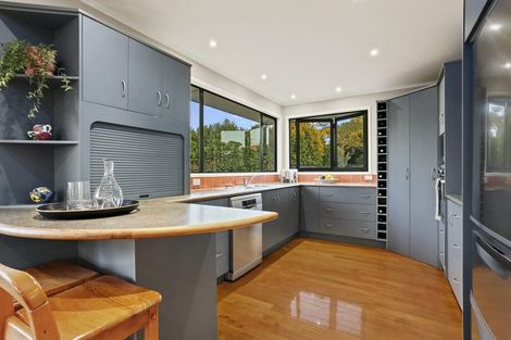 Photo of property in 6 May Avenue, Te Atatu South, Auckland, 0610