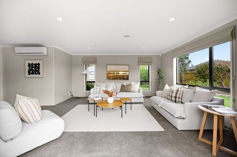 Photo of property in 15 Winslow Court, Huntington, Hamilton, 3210