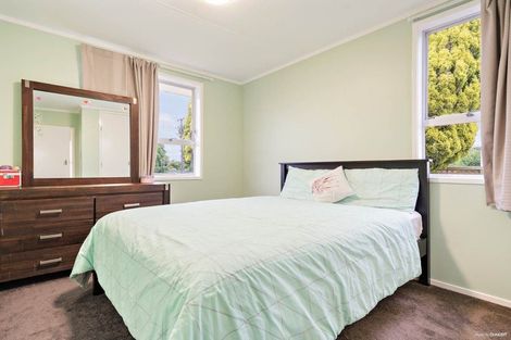 Photo of property in 64 Old Wairoa Road, Papakura, 2110