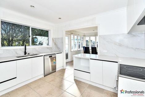 Photo of property in 114 Alfriston Road, Manurewa, Auckland, 2105