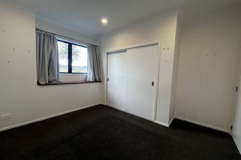 Photo of property in 262 Hobsonville Point Road, Hobsonville, Auckland, 0616
