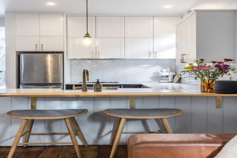 Photo of property in 63 Herald Street, Berhampore, Wellington, 6023