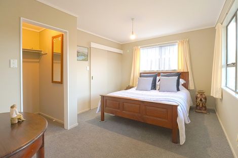 Photo of property in 9 Ration Lane, Whitby, Porirua, 5024