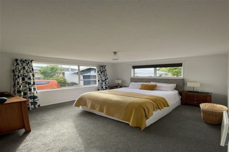 Photo of property in 10 Glen Place, Parklands, Christchurch, 8083