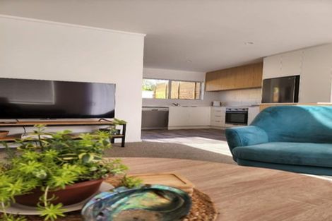 Photo of property in 48a Pitcairn Street, Oakura, 4314