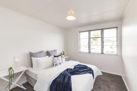 Photo of property in 2 Avon Terrace, Roslyn, Palmerston North, 4414