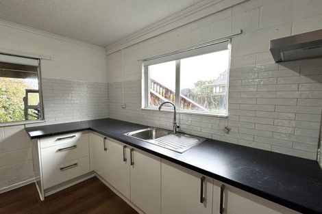 Photo of property in 26 Cyclarama Crescent, Massey, Auckland, 0614