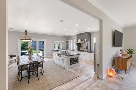 Photo of property in 6 Carlton Avenue, Palmerston North, 4414