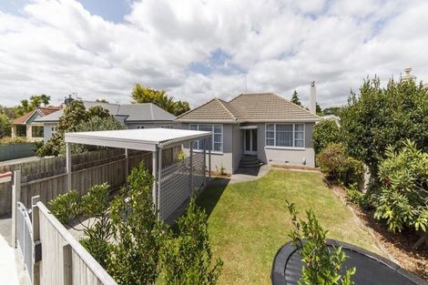 Photo of property in 20 East Street, Terrace End, Palmerston North, 4410