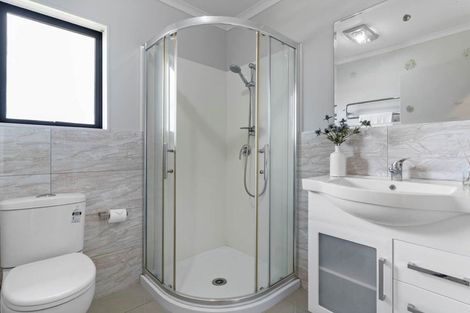 Photo of property in 173 Keri Vista Rise, Papakura, 2110