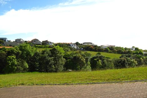 Photo of property in 1 Javelin Close, Gulf Harbour, Whangaparaoa, 0930
