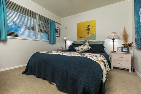 Photo of property in 2a Elizabeth Street, Orewa, 0931