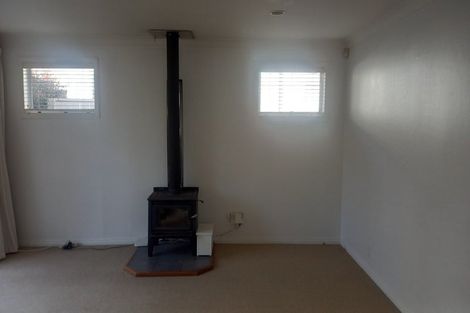 Photo of property in 79 Clovelly Road, Bucklands Beach, Auckland, 2012