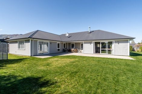 Photo of property in 22 Charles Court, Lake Hawea, Wanaka, 9382