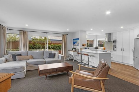 Photo of property in 271 Avonhead Road, Avonhead, Christchurch, 8042
