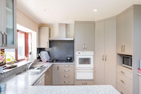 Photo of property in 14 Montana Way, Milson, Palmerston North, 4414