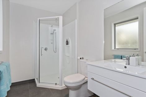 Photo of property in 10 Elena Place, Welcome Bay, Tauranga, 3112