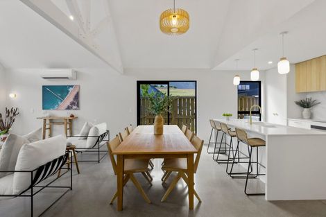 Photo of property in 21 Waterfowl Road, Jacks Point, Queenstown, 9371