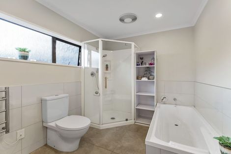 Photo of property in 10 Kapua Place, Taupo, 3330