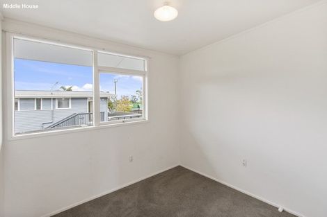 Photo of property in 1/138 Great South Road, Drury, 2113