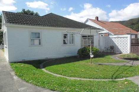 Photo of property in 20 Malone Road, Waterloo, Lower Hutt, 5011