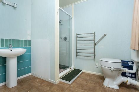 Photo of property in 38 Blakeborough Drive, Forrest Hill, Auckland, 0620