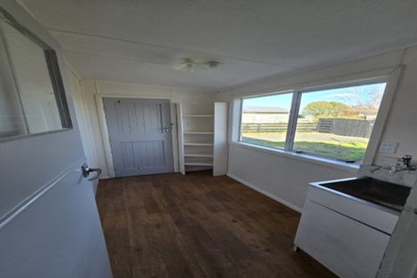 Photo of property in 16 Norton Street, Foxton Beach, Foxton, 4815