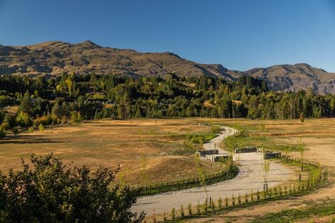 Photo of property in 111 Fitzpatrick Road, Dalefield, Queenstown, 9371