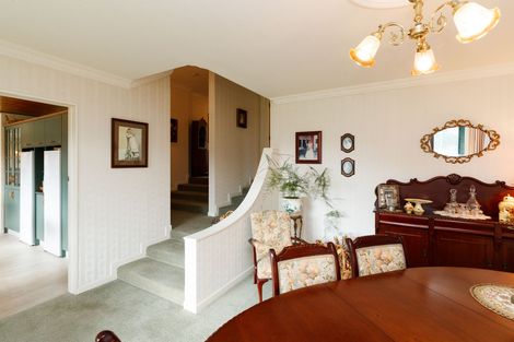 Photo of property in 62-64 Karina Terrace, Roslyn, Palmerston North, 4414