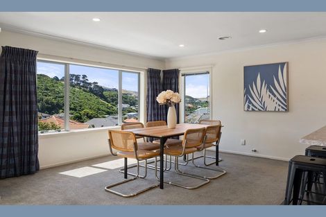 Photo of property in 16 Eastcott Grove, Churton Park, Wellington, 6037