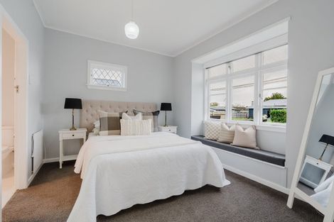 Photo of property in 6 Murray Street, Maeroa, Hamilton, 3200