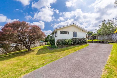 Photo of property in 86 Sunvue Road, Glen Eden, Auckland, 0602