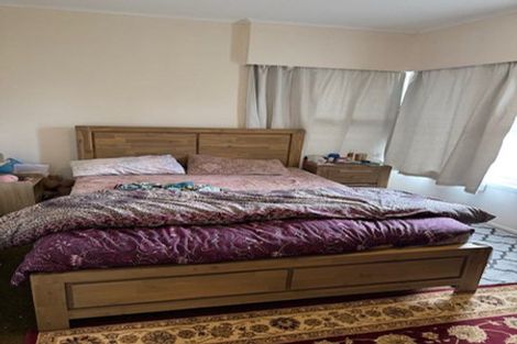 Photo of property in 2 Wells Road, Bucklands Beach, Auckland, 2012