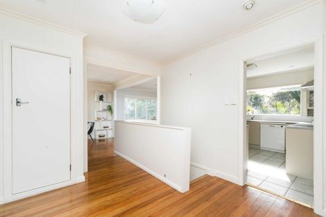 Photo of property in 140 Aokautere Drive, Fitzherbert, Palmerston North, 4410