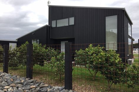 Photo of property in 2 Citrus Place, Mangawhai, 0505